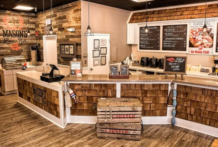 Mason’s Famous Lobster Rolls interior