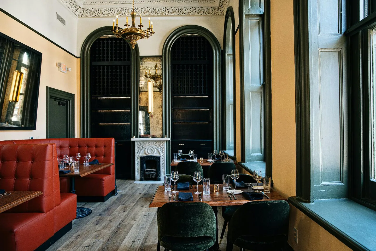 Brasserie La Banque dining room